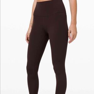 Lululemon French press aligns 25’